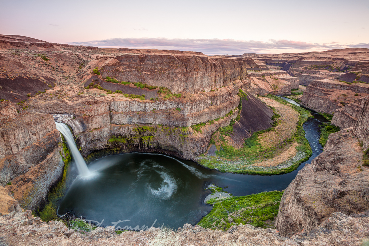 Palouse Falls at sunset