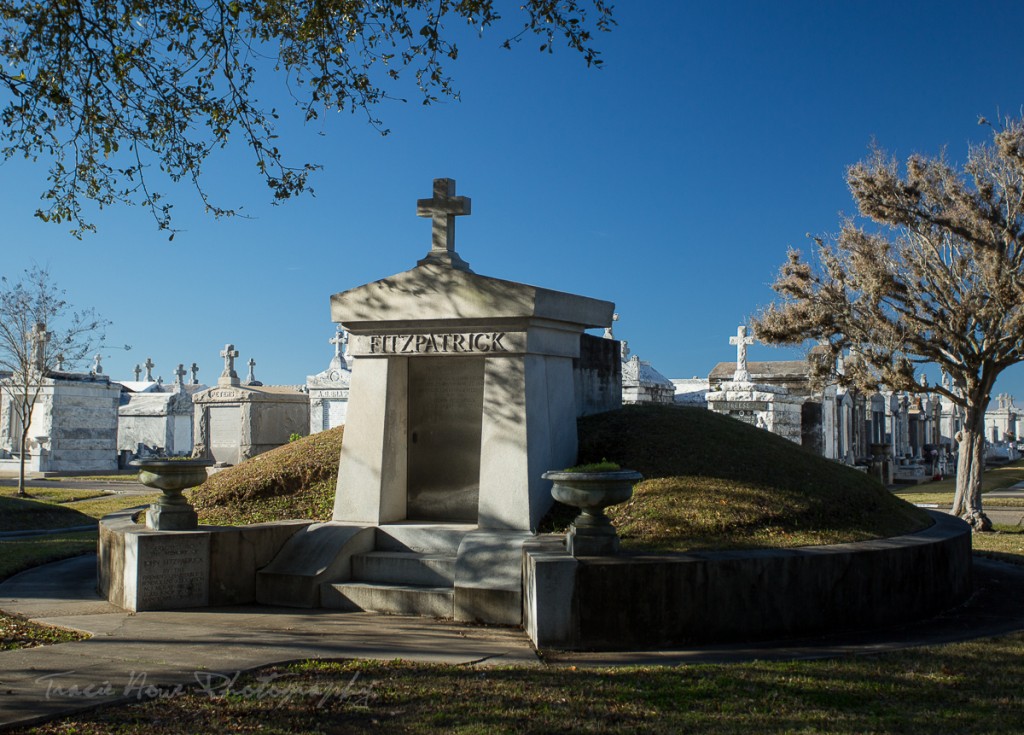 visiting cemeteries in new orleans