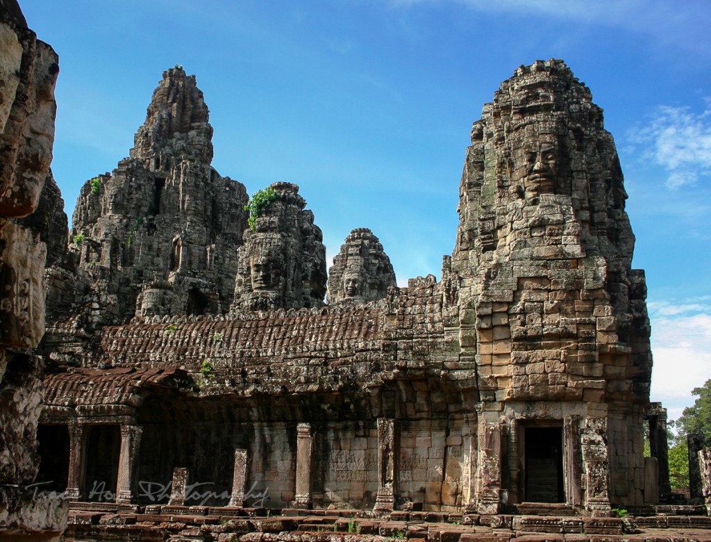 Cambodian temple experience Tinggly