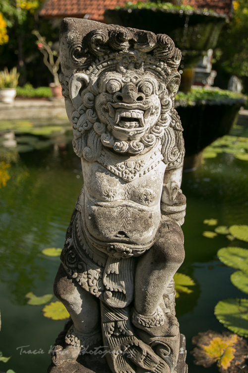 Bali Hindu statue