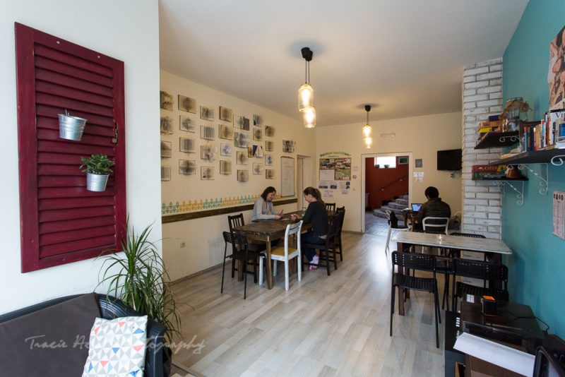 Falling Lakes Hostel