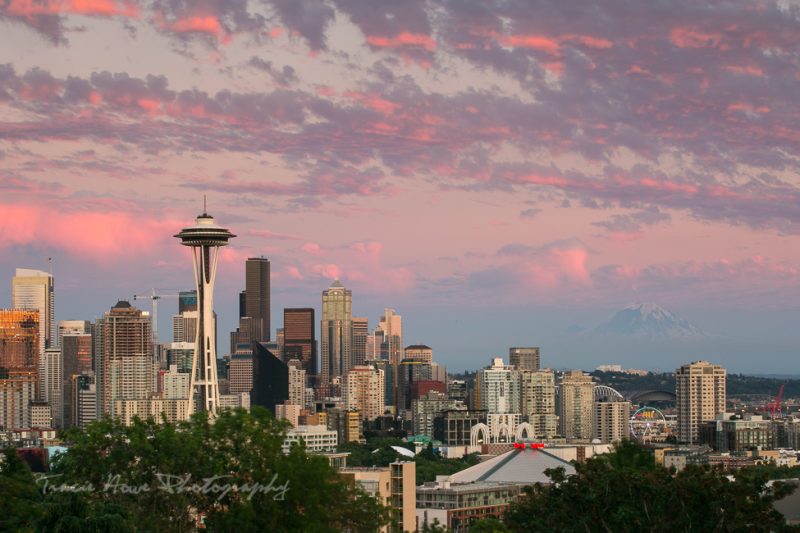 Seattle top 10 things to do - sunset at Kerry Park