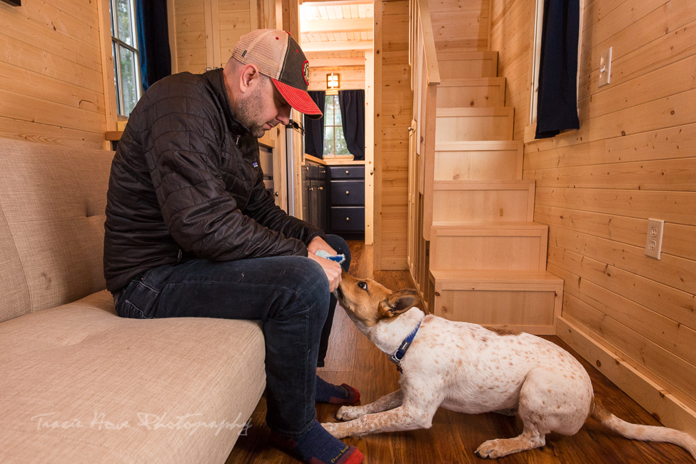 dog-friendly tiny house in Leavenworth, WA